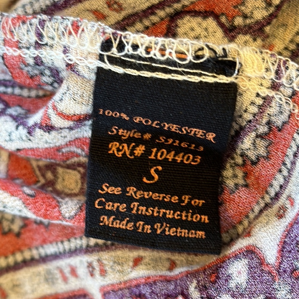Altar’d State boho top with ties - Picture 7 of 7